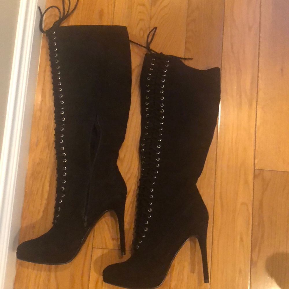 Knee high boots brand new!!